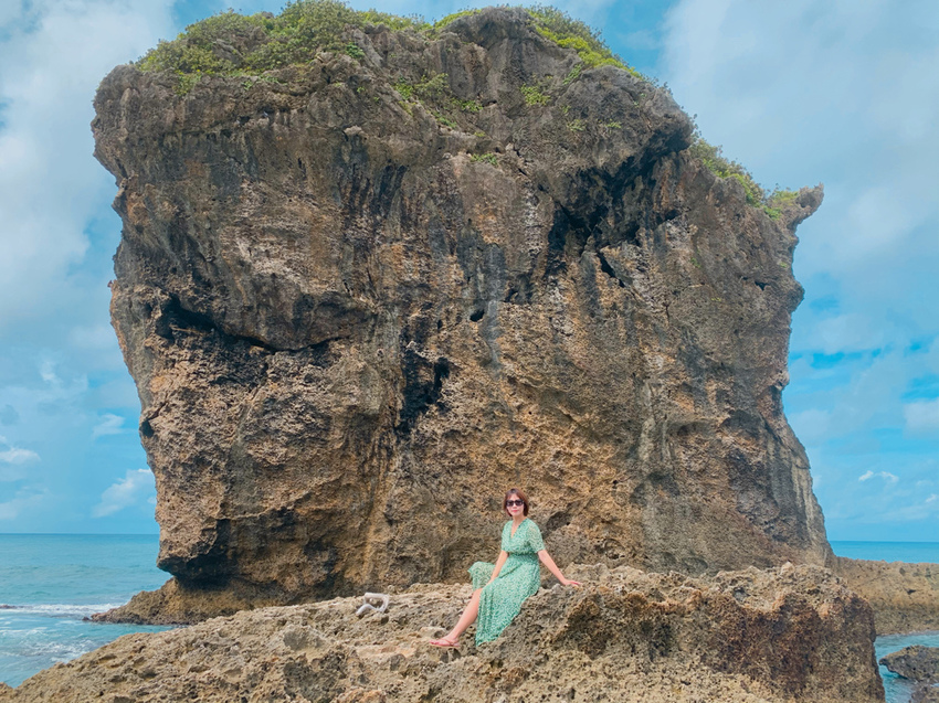 草分木B&B·船帆石 ▏一眼望去就是霸氣磅礡的船帆石 它就是我的專屬美景。走到船帆石沙灘只要5分鐘 隔壁也有7-11。墾丁住宿 / 墾丁民宿