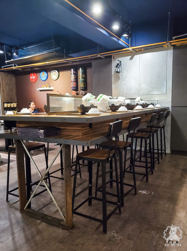 肉普普石頭涮涮鍋｜肉超好吃一點也都不普普的個人石頭火鍋，工業風格非常有特色，松山車站附近推薦美食 - 卡爾茗 C.L.M.