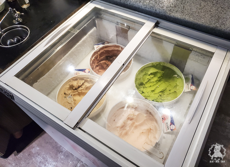 肉普普石頭涮涮鍋｜肉超好吃一點也都不普普的個人石頭火鍋，工業風格非常有特色，松山車站附近推薦美食 - 卡爾茗 C.L.M.