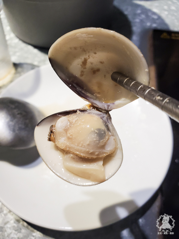 肉普普石頭涮涮鍋｜肉超好吃一點也都不普普的個人石頭火鍋，工業風格非常有特色，松山車站附近推薦美食 - 卡爾茗 C.L.M.