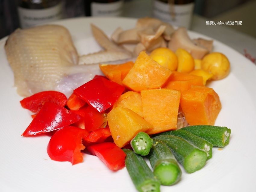 【台中北區美食】不吃不可鹹水雞,輕食好選擇,清爽少油隱藏版外送美食!台中必吃小吃推薦,內文附詳細菜單介紹。 @熊寶小榆の旅遊日記