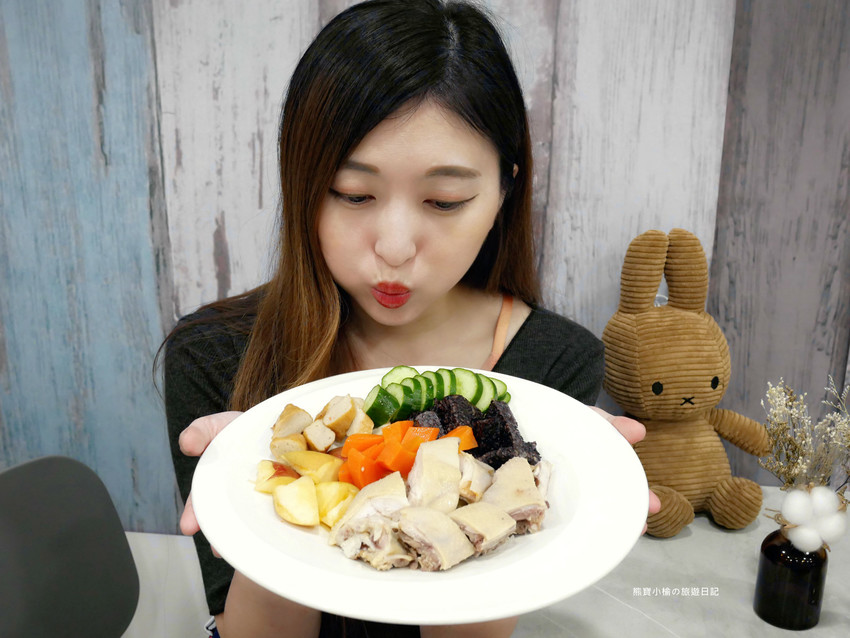 【台中北區美食】不吃不可鹹水雞,輕食好選擇,清爽少油隱藏版外送美食!台中必吃小吃推薦,內文附詳細菜單介紹。 @熊寶小榆の旅遊日記