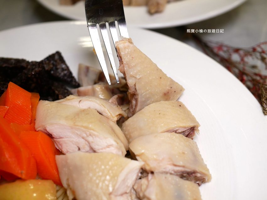 【台中北區美食】不吃不可鹹水雞,輕食好選擇,清爽少油隱藏版外送美食!台中必吃小吃推薦,內文附詳細菜單介紹。 @熊寶小榆の旅遊日記