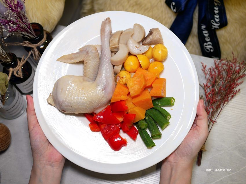 【台中北區美食】不吃不可鹹水雞,輕食好選擇,清爽少油隱藏版外送美食!台中必吃小吃推薦,內文附詳細菜單介紹。 @熊寶小榆の旅遊日記