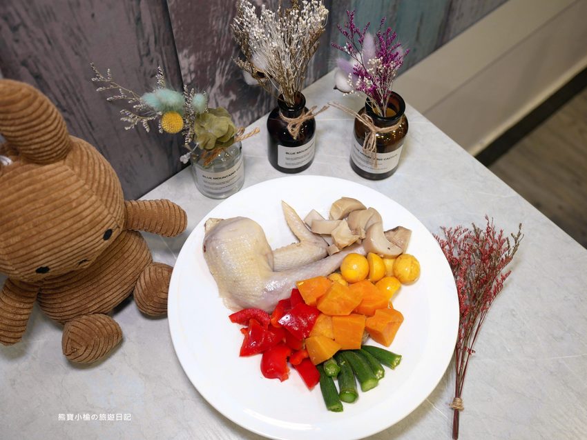 【台中北區美食】不吃不可鹹水雞,輕食好選擇,清爽少油隱藏版外送美食!台中必吃小吃推薦,內文附詳細菜單介紹。 @熊寶小榆の旅遊日記