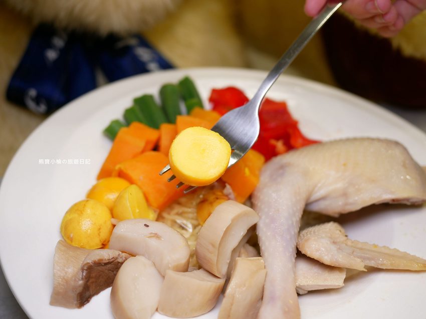 【台中北區美食】不吃不可鹹水雞,輕食好選擇,清爽少油隱藏版外送美食!台中必吃小吃推薦,內文附詳細菜單介紹。 @熊寶小榆の旅遊日記