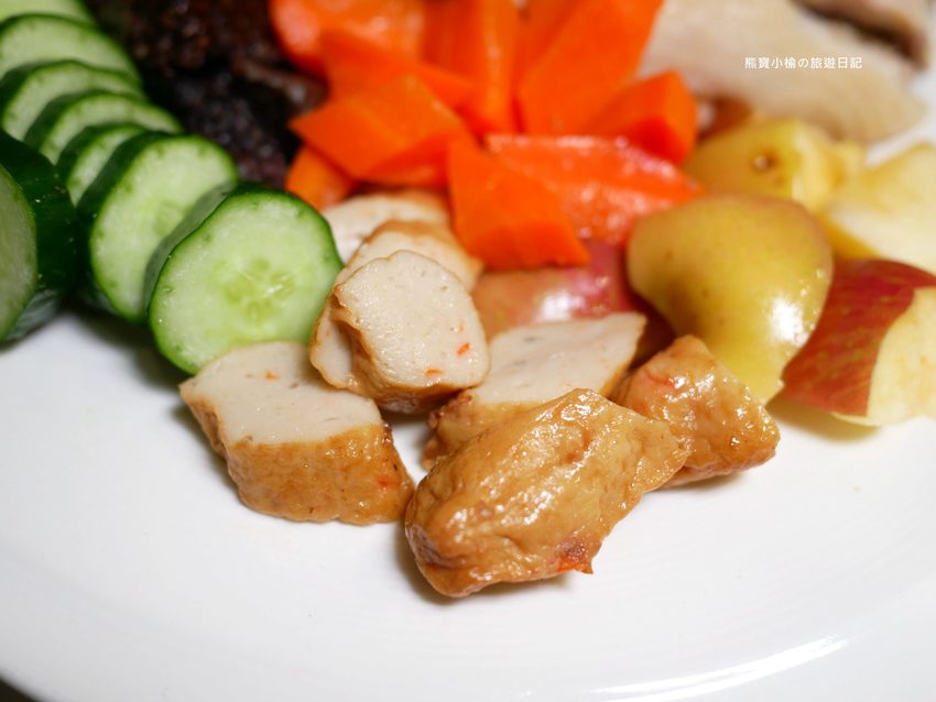 【台中北區美食】不吃不可鹹水雞,輕食好選擇,清爽少油隱藏版外送美食!台中必吃小吃推薦,內文附詳細菜單介紹。 @熊寶小榆の旅遊日記