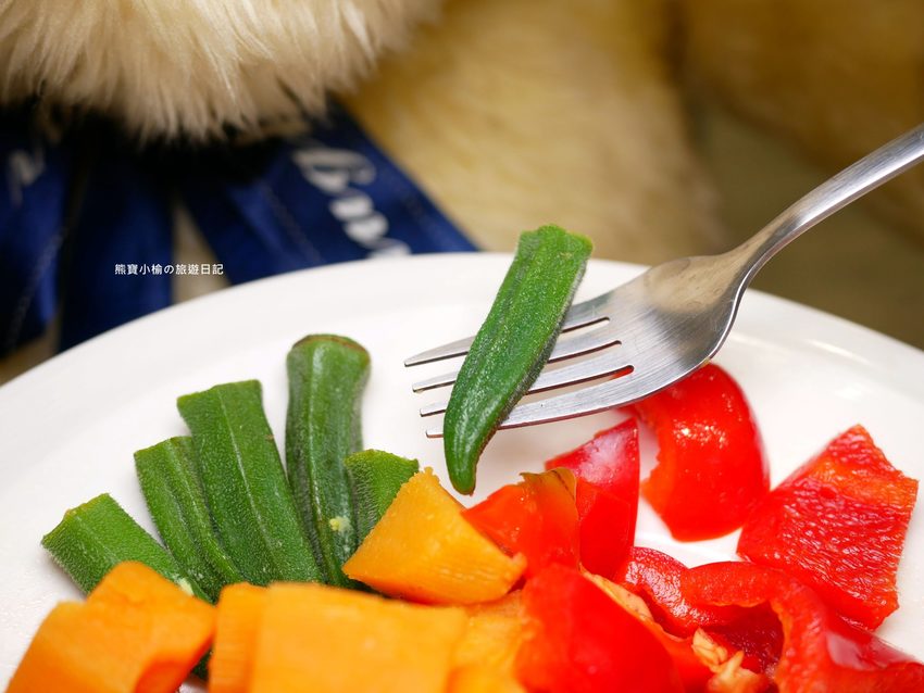 【台中北區美食】不吃不可鹹水雞,輕食好選擇,清爽少油隱藏版外送美食!台中必吃小吃推薦,內文附詳細菜單介紹。 @熊寶小榆の旅遊日記