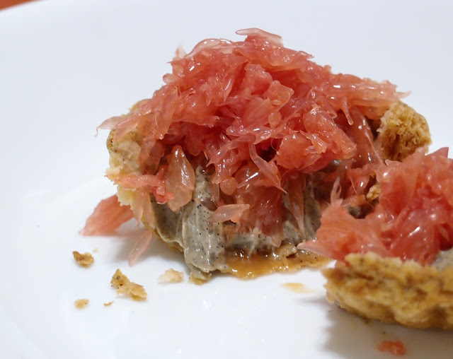 港式蛋塔 台北 東區伴手禮 TART TAIPEI 酥塔專門店 新光三越 快閃 a11 內用 菜單 價目表 線上訂位 林明健 Longtail 米其林 葡萄柚烏龍茶塔 期間限定 班蘭咖椰塔 巨峰葡萄巧克力塔 捷運 忠孝敦化 港式蛋塔 台北 東區伴手禮 TART TAIPEI 酥塔專門店 新光三越 快閃 a11 內用 菜單 價目表 線上訂位 林明健 Longtail 米其林 葡萄柚烏龍茶塔 期間限定 班蘭咖椰塔 巨峰葡萄巧克力塔 捷運 忠孝敦化