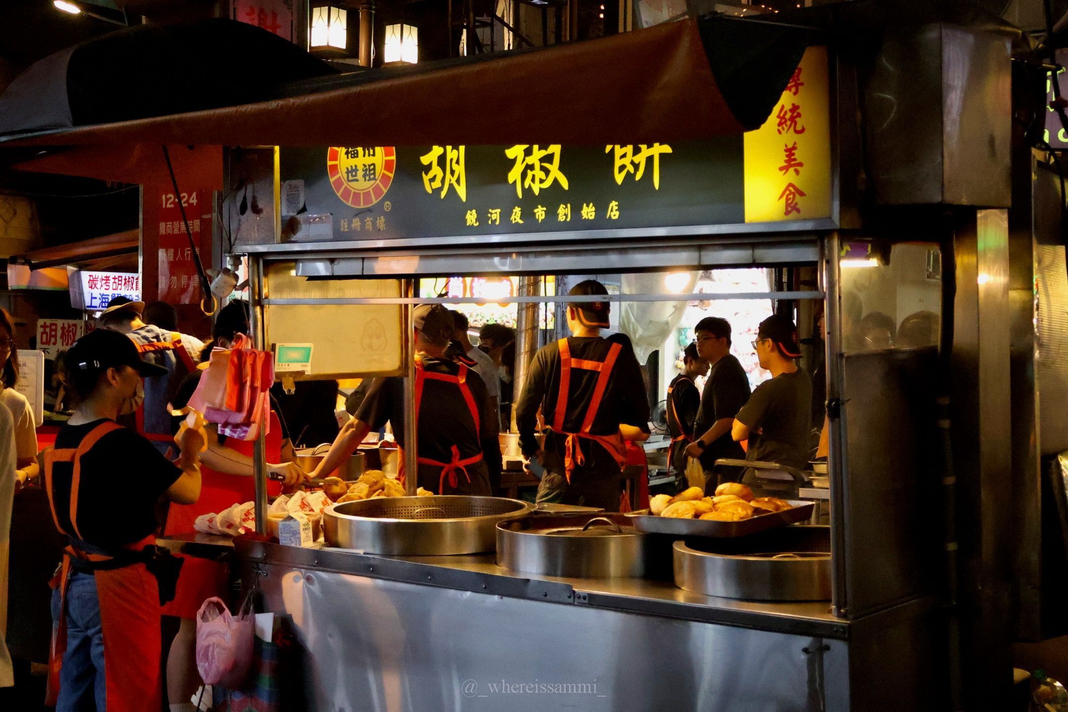 臺北饒河夜市｜美食懶人包｜一次分享七家特色小吃嚐鮮名單（純個