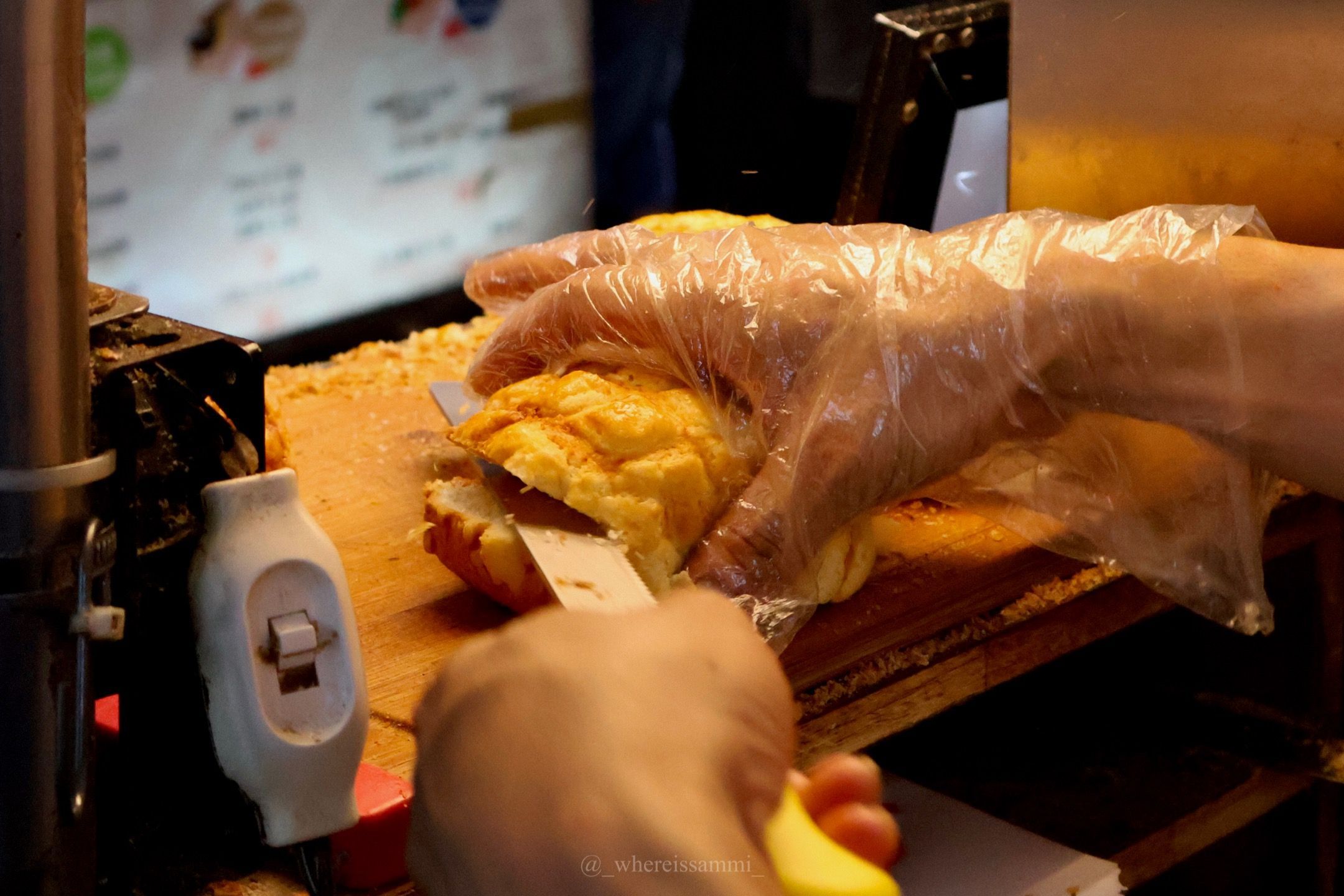 臺北饒河夜市｜美食懶人包｜一次分享七家特色小吃嚐鮮名單（純個