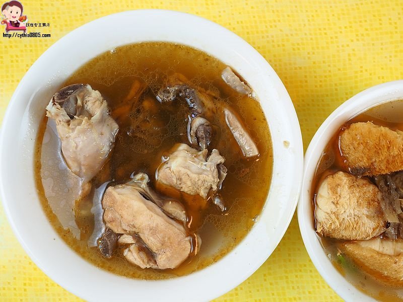 桃園中壢美食-山雀麻油雞-老薑熬煮真鮮甜，高麗菜飯配豬肝是絕品美味（邀約） @民宿女王芽月-美食.旅遊.全台趴趴走