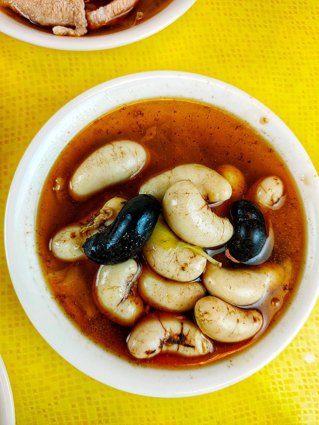 桃園中壢美食-山雀麻油雞-老薑熬煮真鮮甜，高麗菜飯配豬肝是絕品美味（邀約） @民宿女王芽月-美食.旅遊.全台趴趴走