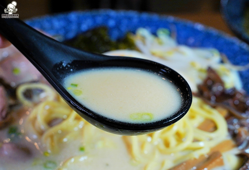 路竹美食 路竹拉麵 日式 拉麵 叉燒 路竹夜市美食 聚餐 約會 麵食 免費加麵 高雄美食