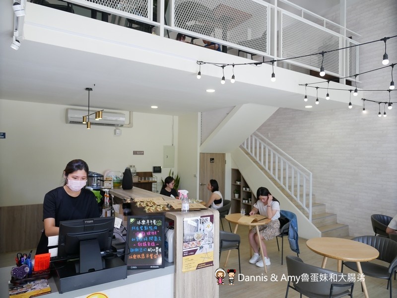 竹北早午餐推薦︱More Love沐樂早午餐。現點現做份量實在。用餐環境輕鬆舒適（影片）