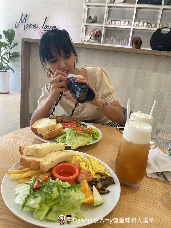 竹北早午餐推薦︱More Love沐樂早午餐。現點現做份量實在。用餐環境輕鬆舒適（影片）