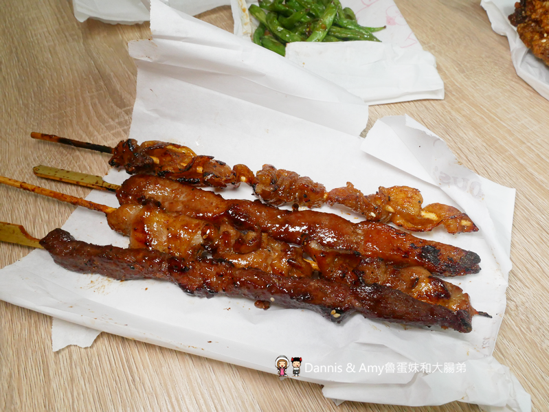 湖口美食︱新竹城隍廟排隊名店 -維縈家鄉碳烤雞排(明星店)插旗湖口工業區啦!先炸再碳烤外酥內嫩搭配獨門醬汁~湖口工業區下午茶宵夜新選擇。士林夜市排隊美食(影片) 湖口美食︱新竹城隍廟排隊名店 -維縈家鄉碳烤雞排(明星店)插旗湖口工業區啦!先炸再碳烤外酥內嫩搭配獨門醬汁~湖口工業區下午茶宵夜新選擇。士林夜市排隊美食(影片)