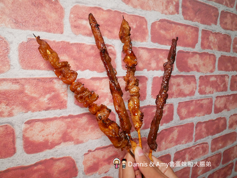 湖口美食︱新竹城隍廟排隊名店 -維縈家鄉碳烤雞排(明星店)插旗湖口工業區啦!先炸再碳烤外酥內嫩搭配獨門醬汁~湖口工業區下午茶宵夜新選擇。士林夜市排隊美食(影片) 湖口美食︱新竹城隍廟排隊名店 -維縈家鄉碳烤雞排(明星店)插旗湖口工業區啦!先炸再碳烤外酥內嫩搭配獨門醬汁~湖口工業區下午茶宵夜新選擇。士林夜市排隊美食(影片)