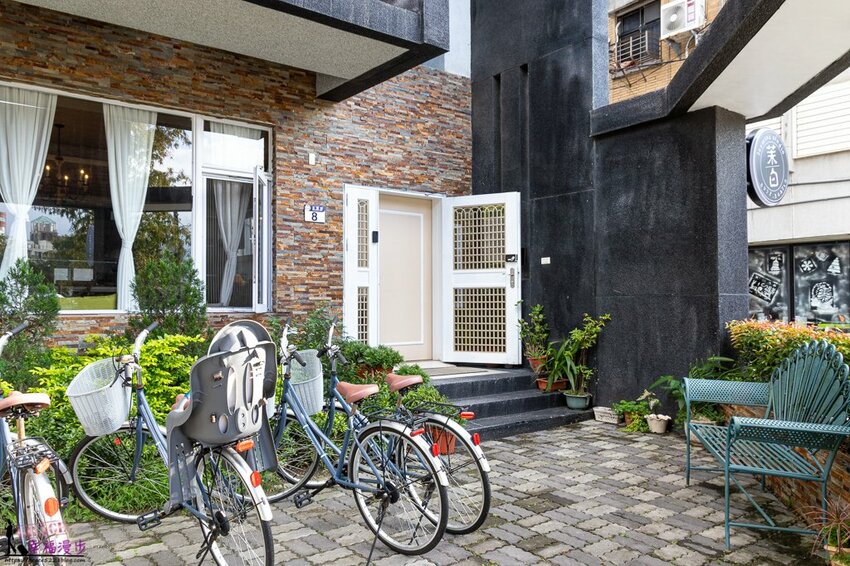 茉白花蓮夜市海景民宿