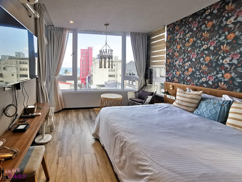 茉白花蓮夜市海景民宿