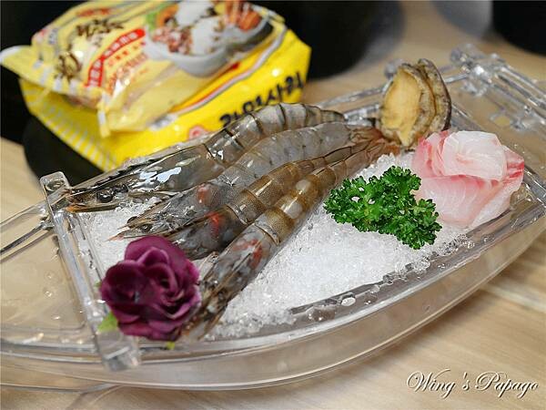 和牛火鍋推薦，大魔大滿足鍋物板橋民生店 ，頂級日本A5和牛商