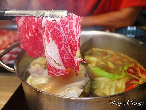 和牛火鍋推薦，大魔大滿足鍋物板橋民生店 ，頂級日本A5和牛商