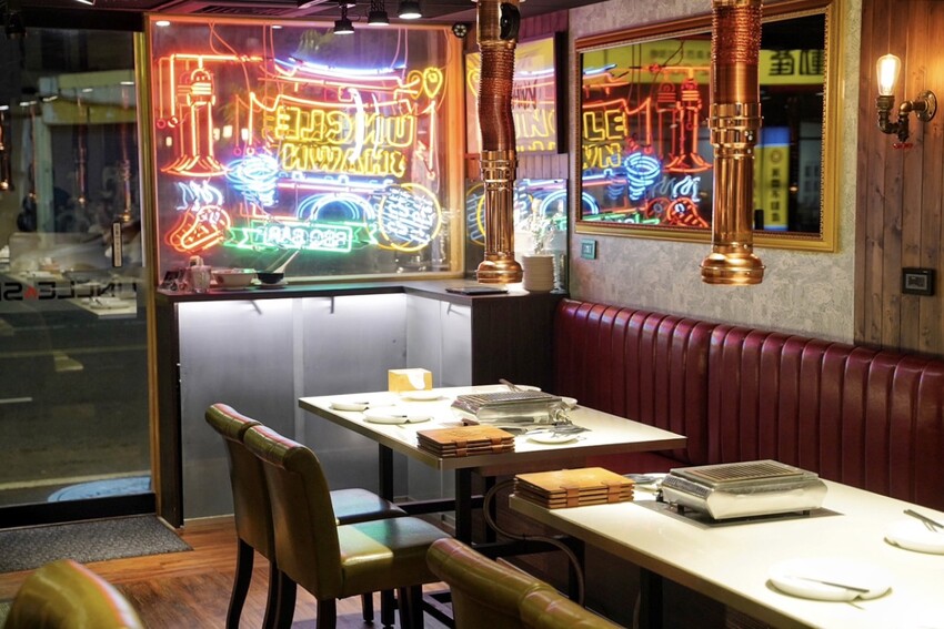 聚餐首選推薦！超人氣「Uncle Shawn 燒肉餐酒館」你吃過了嗎？是我N訪的燒肉店之一，每桌都有全程代烤服務，讓各位的用餐體驗都是最尊榮頂級的享受！ - 阿華田的美食日記