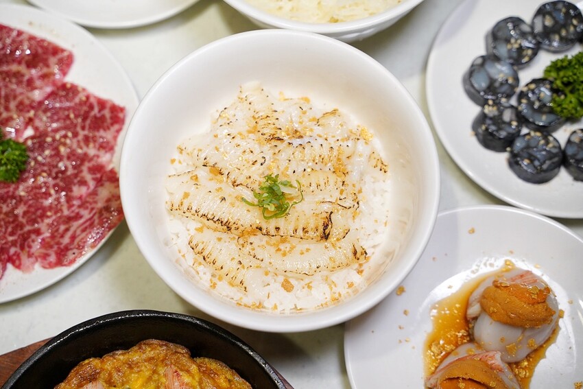 聚餐首選推薦！超人氣「Uncle Shawn 燒肉餐酒館」你吃過了嗎？是我N訪的燒肉店之一，每桌都有全程代烤服務，讓各位的用餐體驗都是最尊榮頂級的享受！ - 阿華田的美食日記