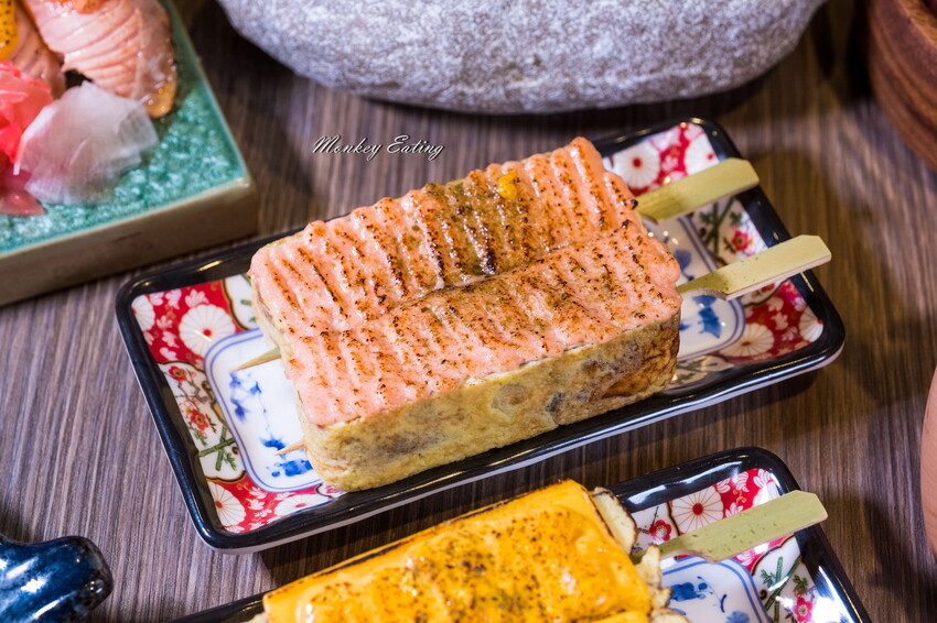 【台中日本料理】小鮨食事│高CP值平價日料，創意握壽司丼飯，厚切生魚片超新鮮！ - 貪吃猴的幻想