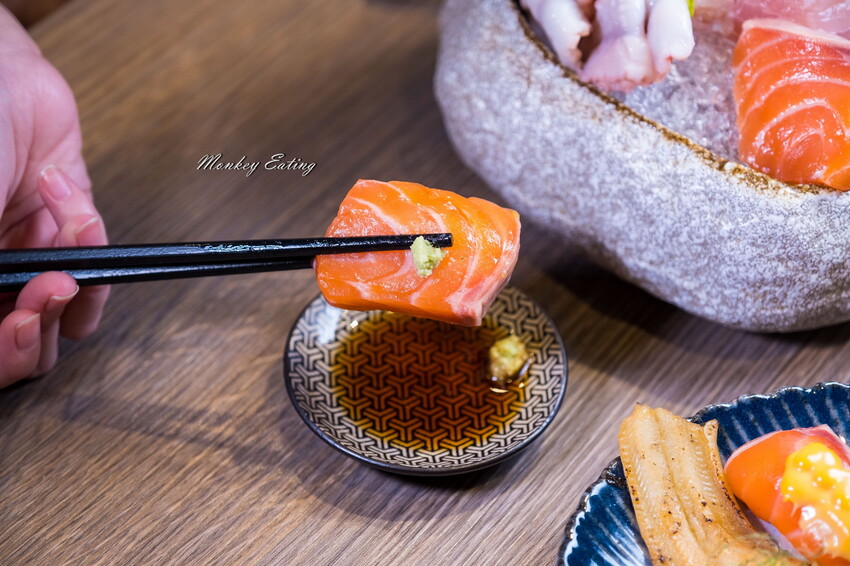 【台中日本料理】小鮨食事│高CP值平價日料，創意握壽司丼飯，厚切生魚片超新鮮！ - 貪吃猴的幻想