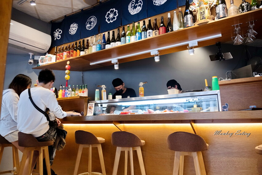 【台中日本料理】小鮨食事│高CP值平價日料，創意握壽司丼飯，厚切生魚片超新鮮！ - 貪吃猴的幻想