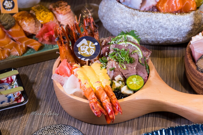【台中日本料理】小鮨食事│高CP值平價日料，創意握壽司丼飯，厚切生魚片超新鮮！ - 貪吃猴的幻想