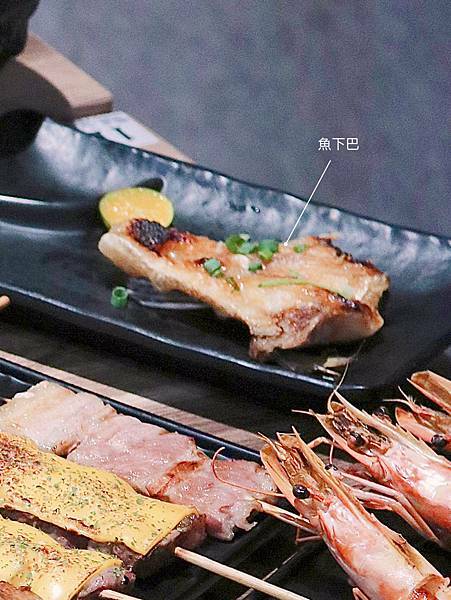 【東區美食】台北東區平價串燒生啤～串在一起～聚餐聚會小酌好去處～捷運忠孝敦化站串燒推薦～平價好吃