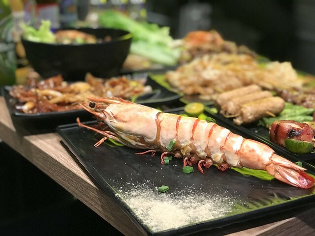 （忠孝敦化）東區串燒專賣店新開幕！超夯打卡牆網紅爭相朝聖－串在一起