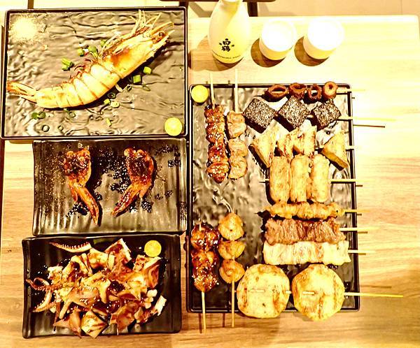 Jessica食記-「串在一起平價串燒/生啤」，台北大安區（東區）平價串燒推薦，CP值高與朋友週末晚上吃好吃的串燒與喝一杯首選，不收服務費