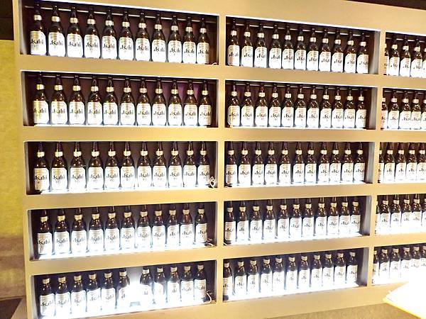 Jessica食記-「串在一起平價串燒/生啤」，台北大安區（東區）平價串燒推薦，CP值高與朋友週末晚上吃好吃的串燒與喝一杯首選，不收服務費