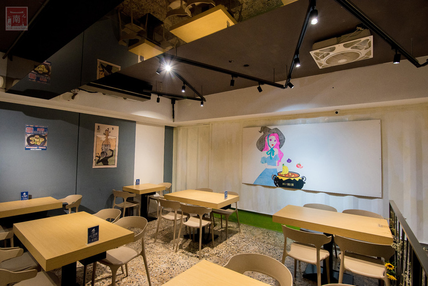 【臺南美食】咖哩飯也能自由搭配|咖哩搭配燒烤新組合|水果濃醬咖哩|咖哩免費續加.白飯吃到飽~~Hi!咖哩|燒烤本舖 - 南人幫