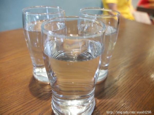 食記【川聚 CHUAN JU 咖啡館】六龜山城裡的美食亮點!義大利麵、咖哩飯、火鍋、咖啡、飲品 饕客激賞!