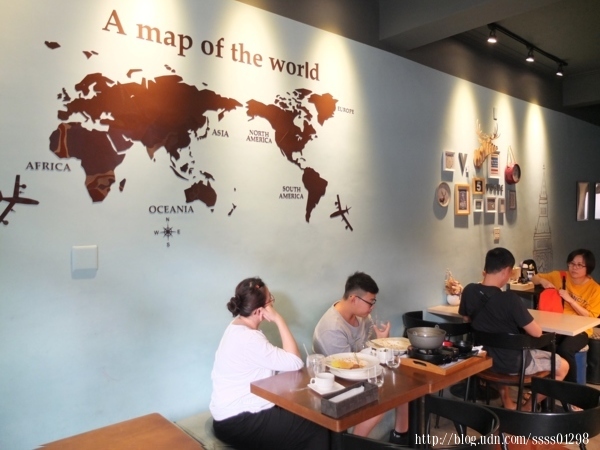 食記【川聚 CHUAN JU 咖啡館】六龜山城裡的美食亮點!義大利麵、咖哩飯、火鍋、咖啡、飲品 饕客激賞!