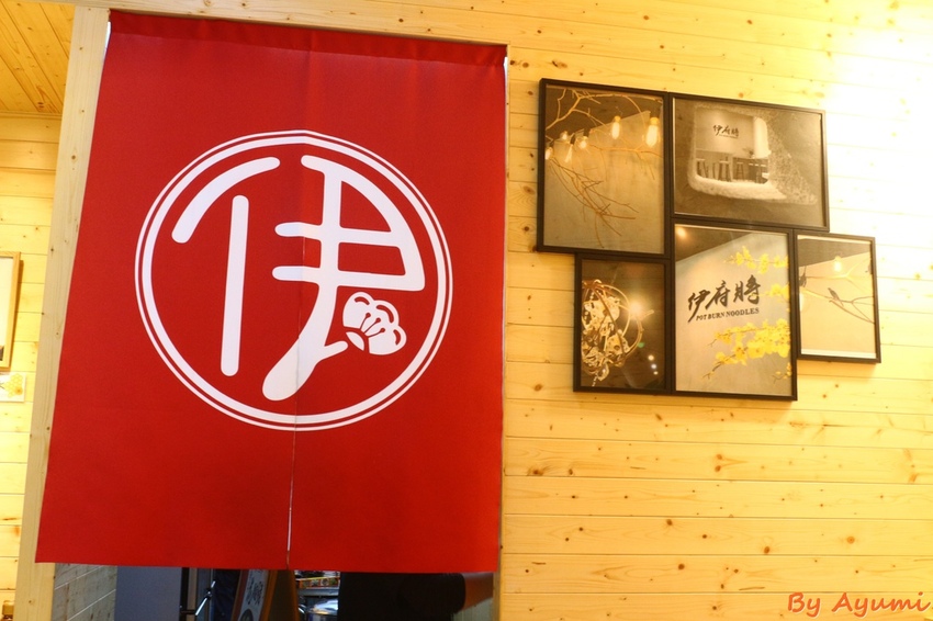 IMG_2906.JPG IMG_2906.JPG