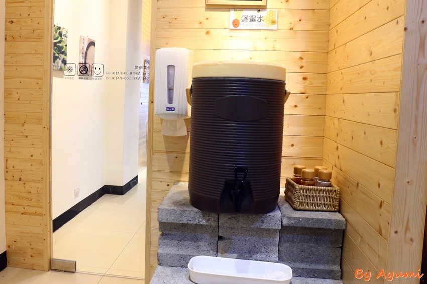 IMG_2908.JPG IMG_2908.JPG