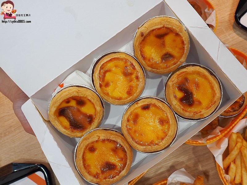 下午茶,中壢捷運,中壢火車站美食,中壢炸雞,中壢美食,中壢蛋塔,中壢蛋撻,桃園捷運,烤雞腿,遊戲室,香雞城 @民宿女王芽月-美食.旅遊.全台趴趴走