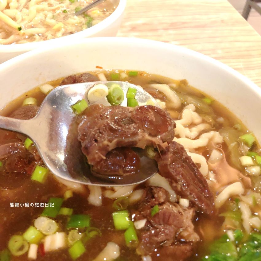 【台中美食】山東大滷麵(大里大明店)平價麵店,銅板美食午餐晚餐的好選擇!內文附詳細菜單價位介紹。 @熊寶小榆の旅遊日記
