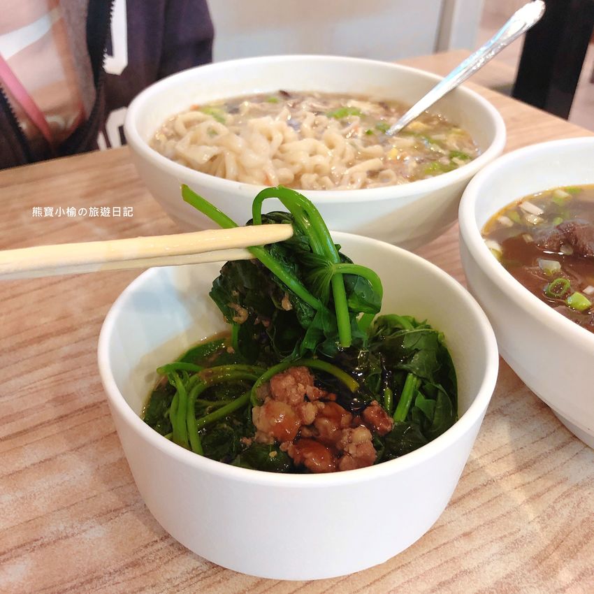 【台中美食】山東大滷麵(大里大明店)平價麵店,銅板美食午餐晚餐的好選擇!內文附詳細菜單價位介紹。 @熊寶小榆の旅遊日記