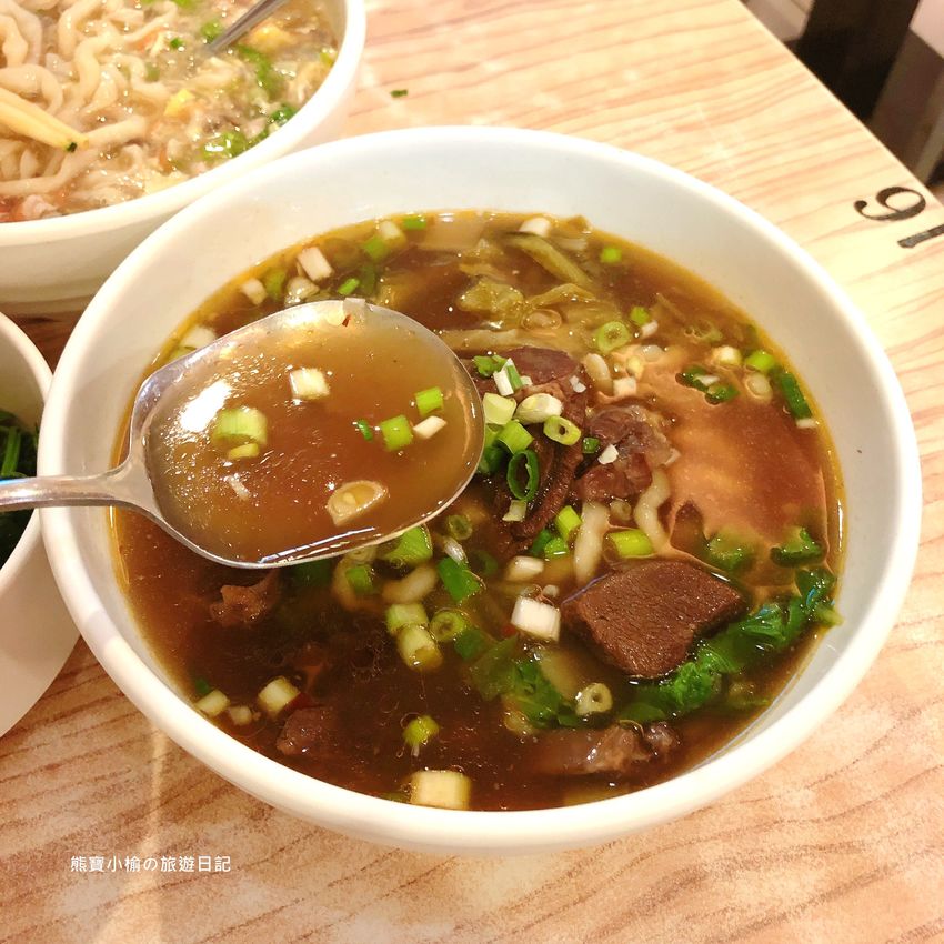 【台中美食】山東大滷麵(大里大明店)平價麵店,銅板美食午餐晚餐的好選擇!內文附詳細菜單價位介紹。 @熊寶小榆の旅遊日記