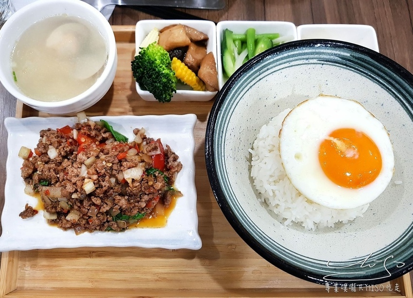 專業噗嚨共MISO吃走 泰雀Thai Chill 永和美食 永和泰式料理推薦 (18).jpg