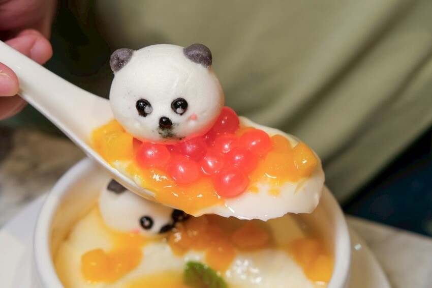 荷李活茶街 HOLLYWOOD STREET｜台北東區排隊創意港式料理，在Threads上爆紅的珍珠漏奶華! - 肉依小姐吃什麼