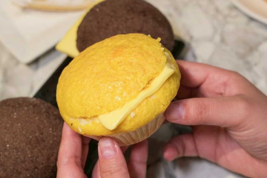 荷李活茶街 HOLLYWOOD STREET｜台北東區排隊創意港式料理，在Threads上爆紅的珍珠漏奶華! - 肉依小姐吃什麼