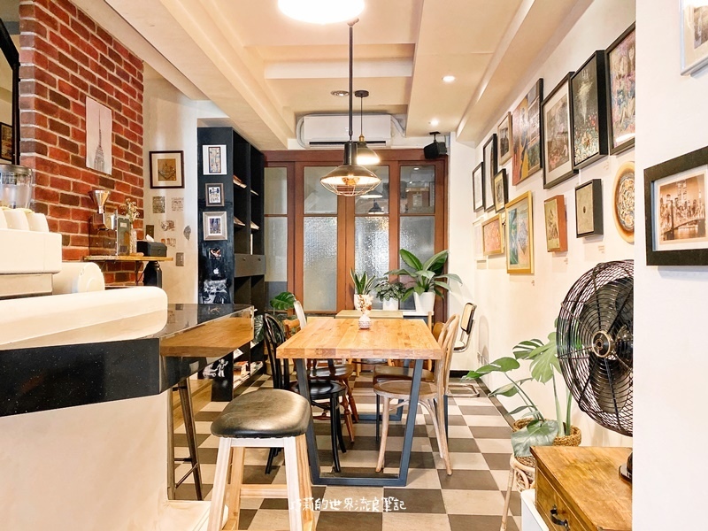 ART BAR || 是咖啡廳也是藝廊,超夯人氣油畫吐司這裡吃的到!台中南區特色咖啡廳