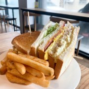 六吋盤早午餐店, 6寸盤, 台南早午餐, 仁德早午餐, 厚片吐司, 德國香腸蛋餅, 鮪魚總匯吐司